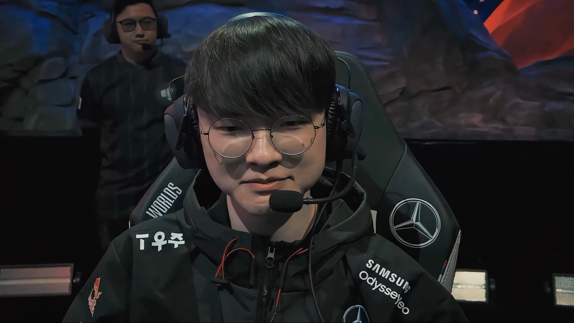 AYX GAME-《Faker：十年电竞，传奇仍在续写》的简单介绍