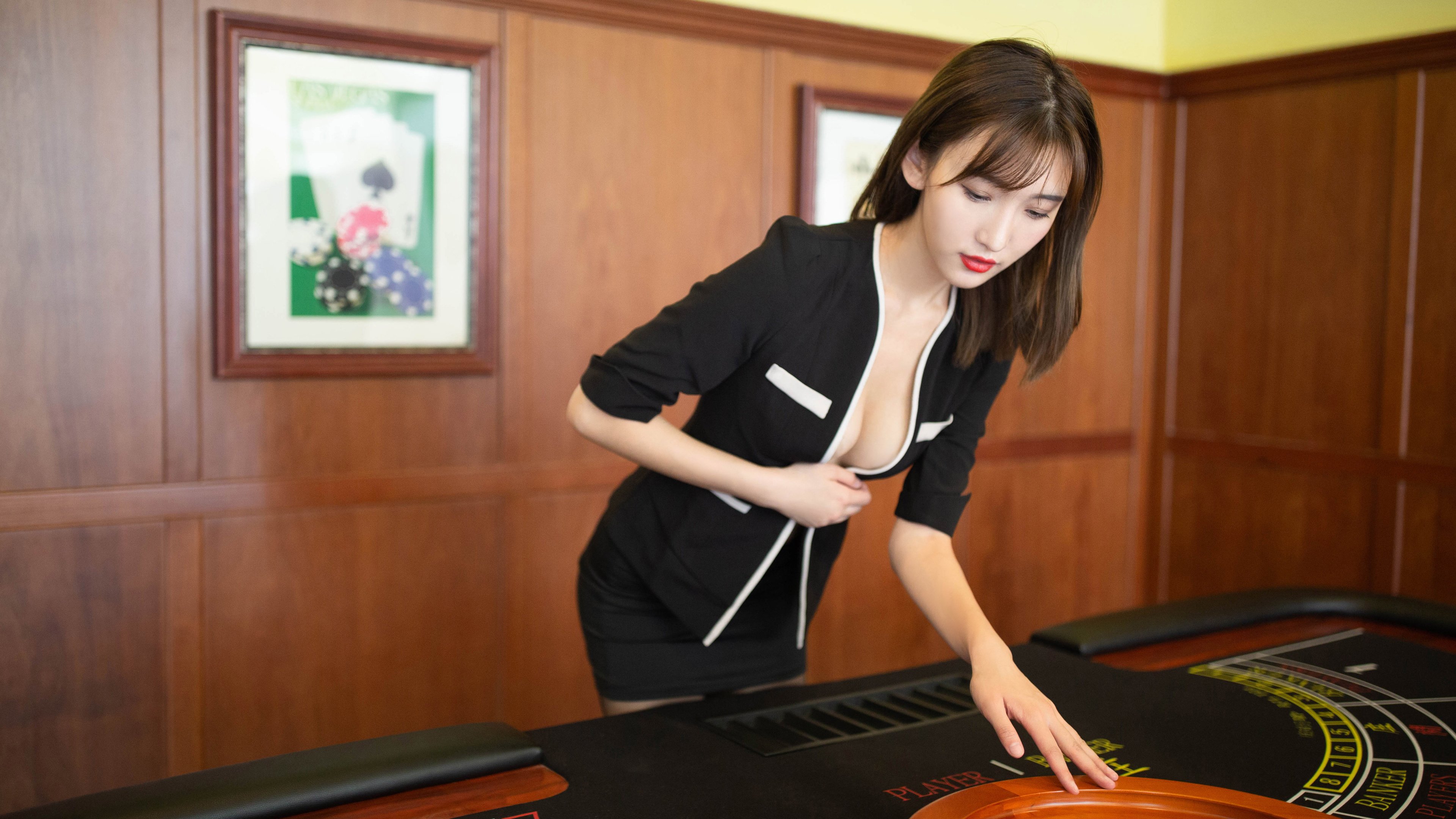 《CS_GO》赛事观众收入水平:高端玩家的消费能力与偏好,csgo比赛观看人数多少