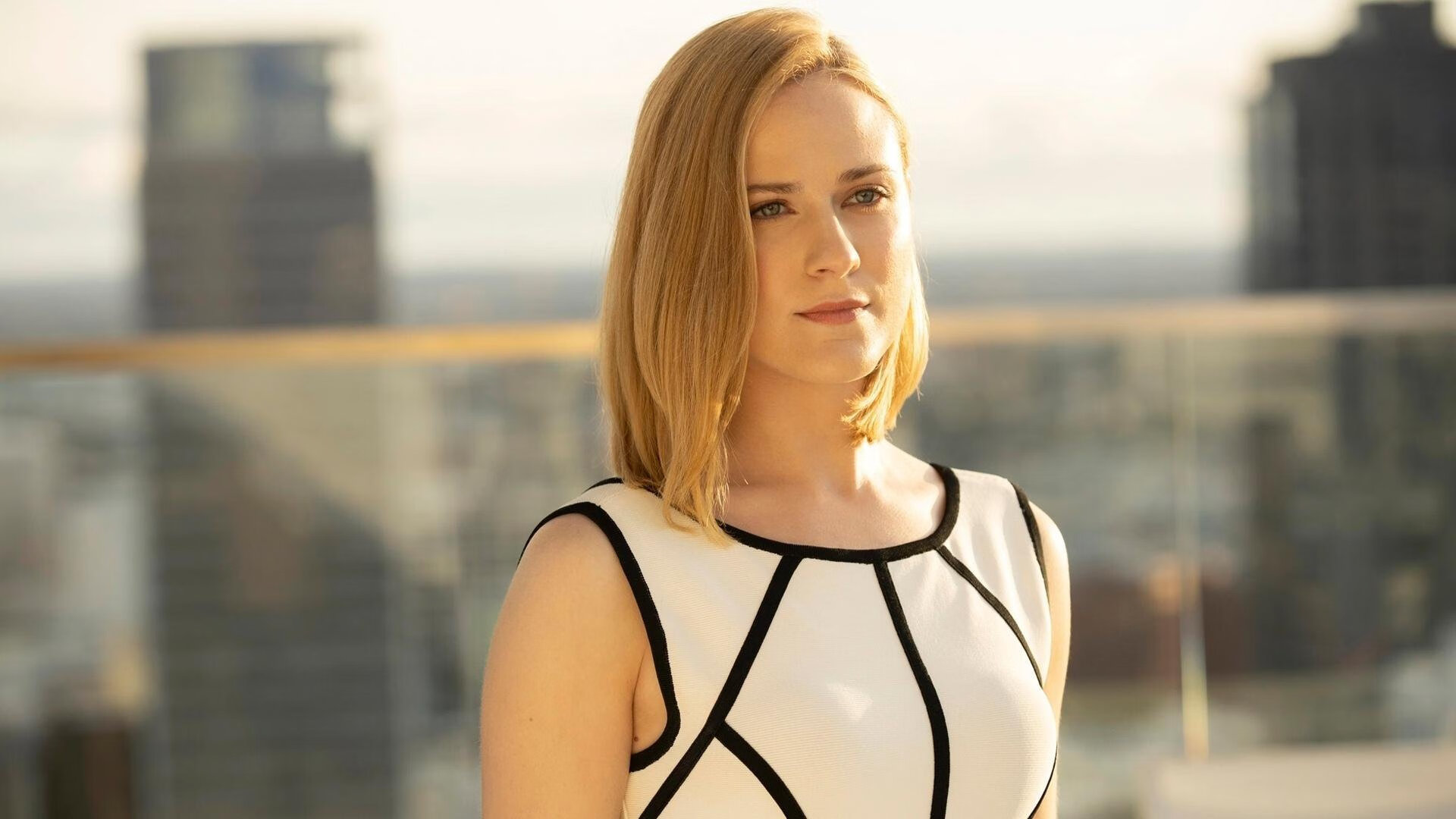 德甲劲旅碰撞，比分3-1，核心球员贡献两球，场均控球70%、成功抢断75%