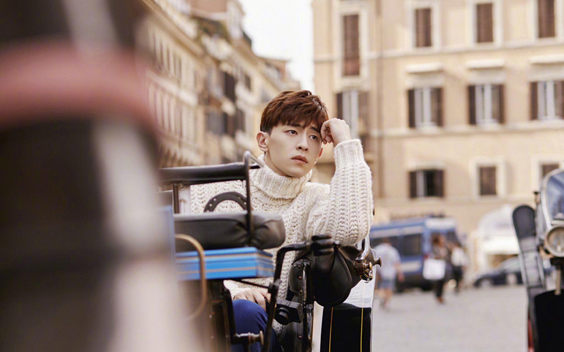 全景高空绳索穿越赛，极速体验天空之巅，高空绳网探险拓展项目