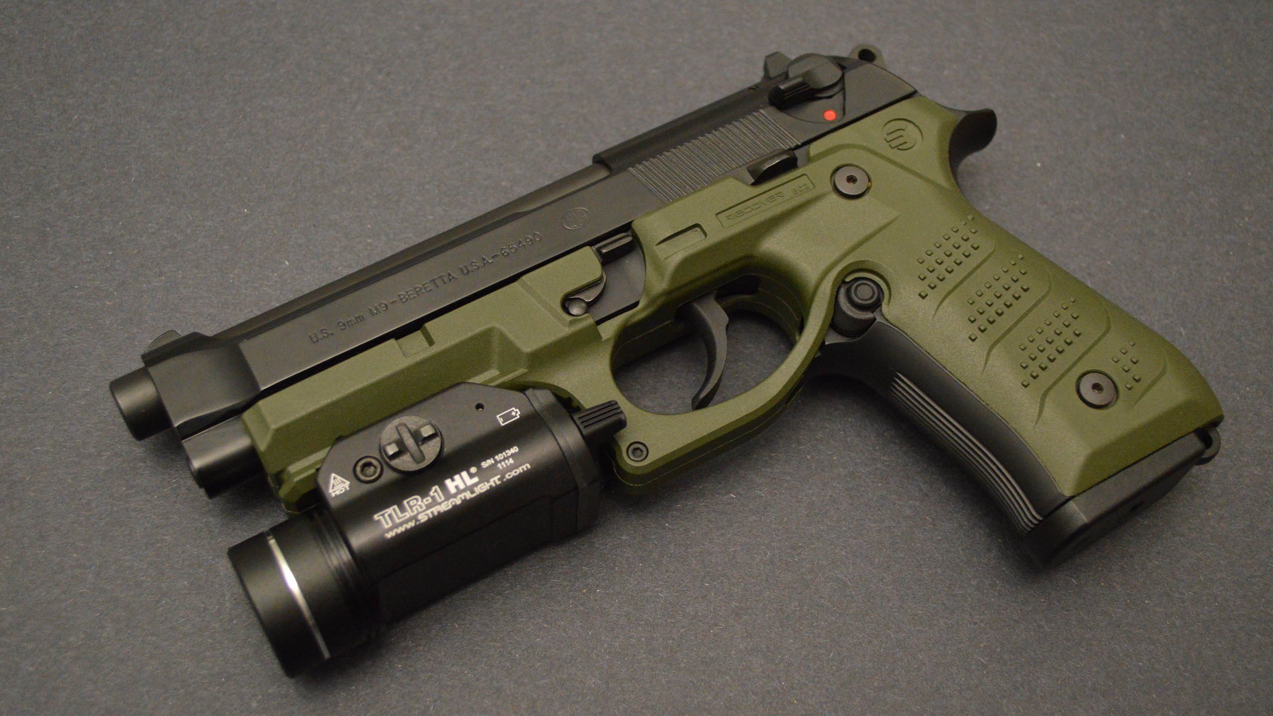 英格兰马术队在巴黎奥运会盛装舞步比赛中取得优异成绩,获得第五名。