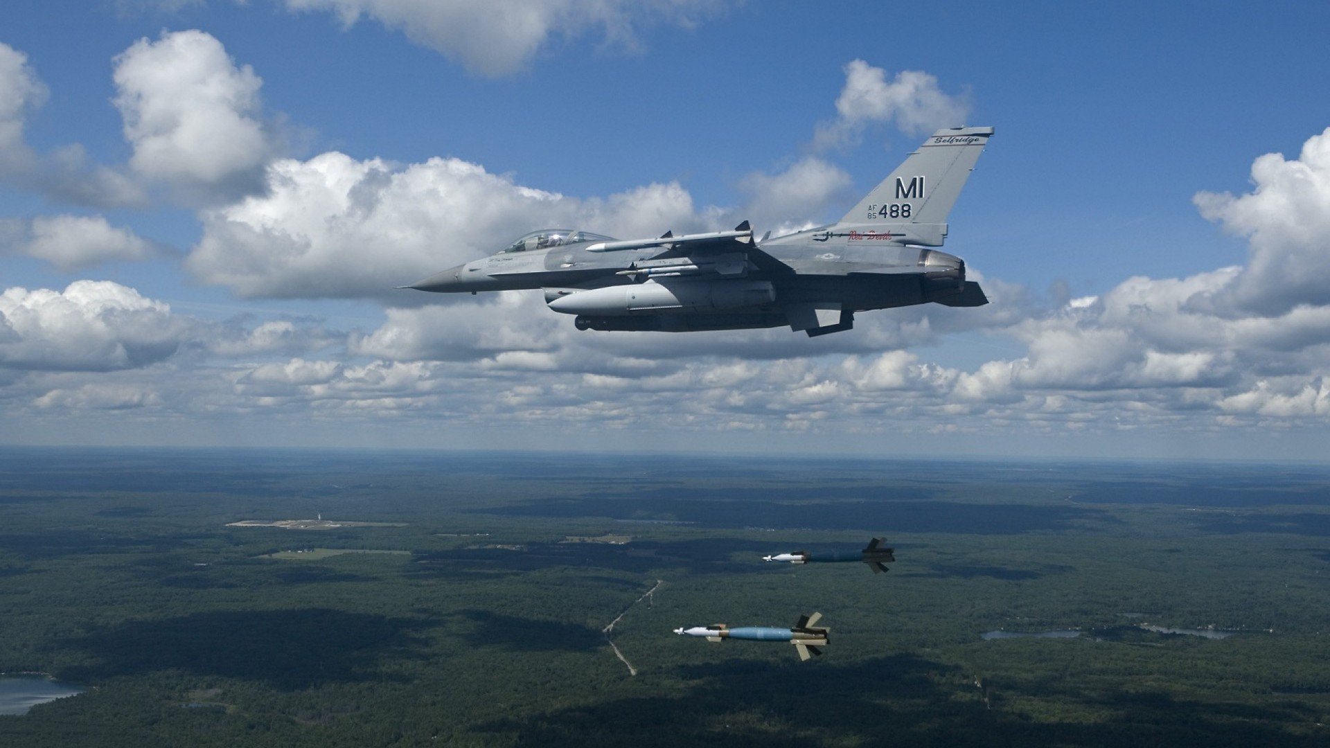 爱游戏-凯尔特人战术多变应对季后赛挑战，凯尔特人经典比赛