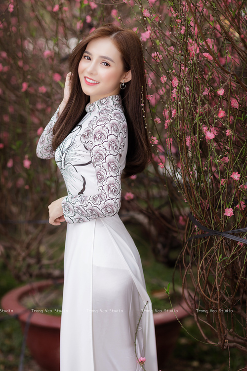 AYX GAME-斯洛文尼亚女篮在欧洲锦标赛中勇夺冠亚军，表现出色