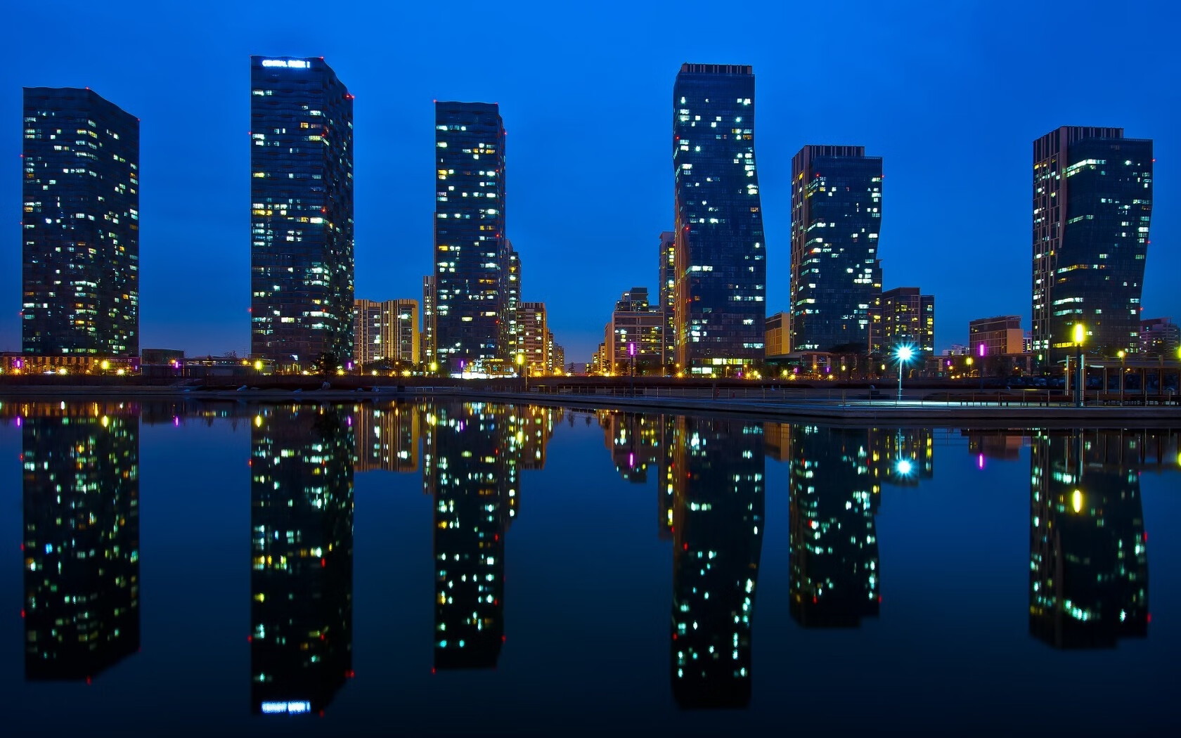 森林狼主场宣传主题聚焦团队共赢理念，森林狼拓展训练基地