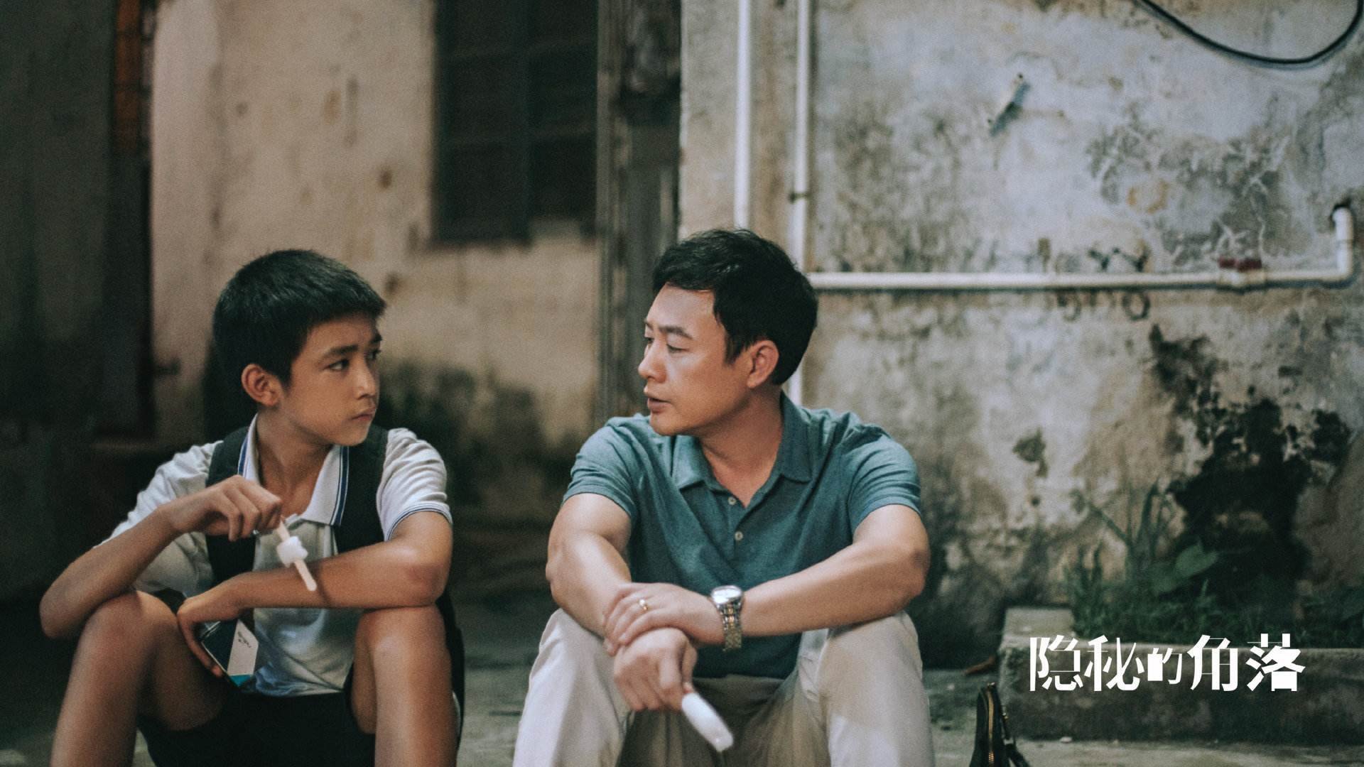 赛季过半球队整体表现起伏不定主力伤病成隐忧,季后赛半场休息时间