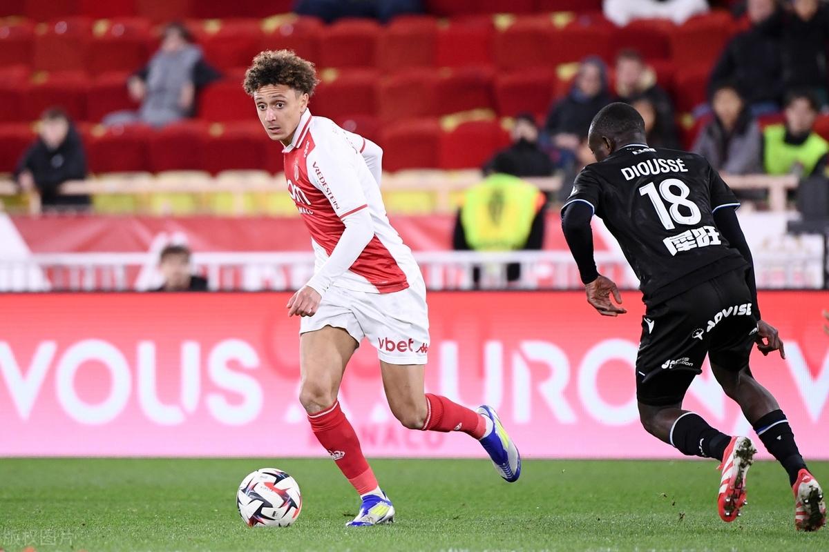 爱游戏体育:法甲球员崛起：新星如何改变局势的简单介绍