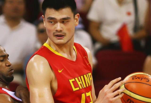 关于爱游戏体育：中国篮球运动员：退役转型，多元发展，再创人生辉煌的信息