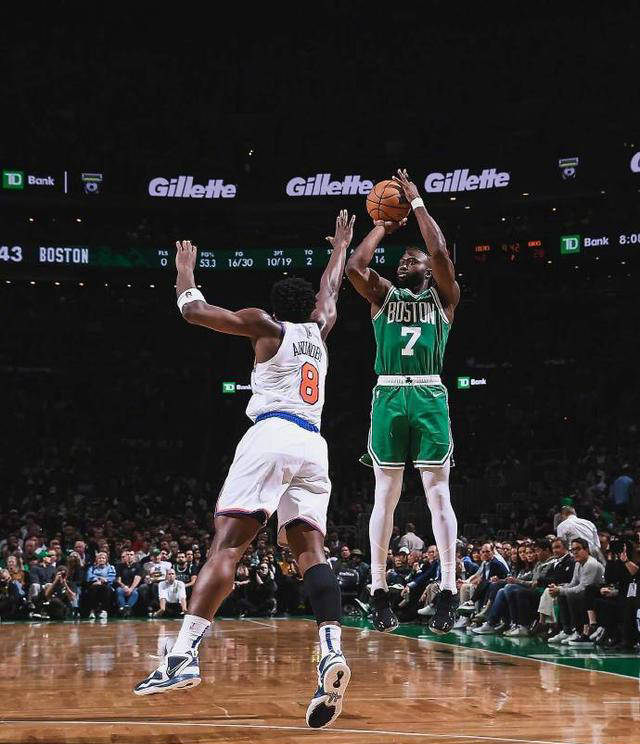 关于爱游戏体育：凯尔特人队防守策略：如何限制锡安的内线进攻？的信息