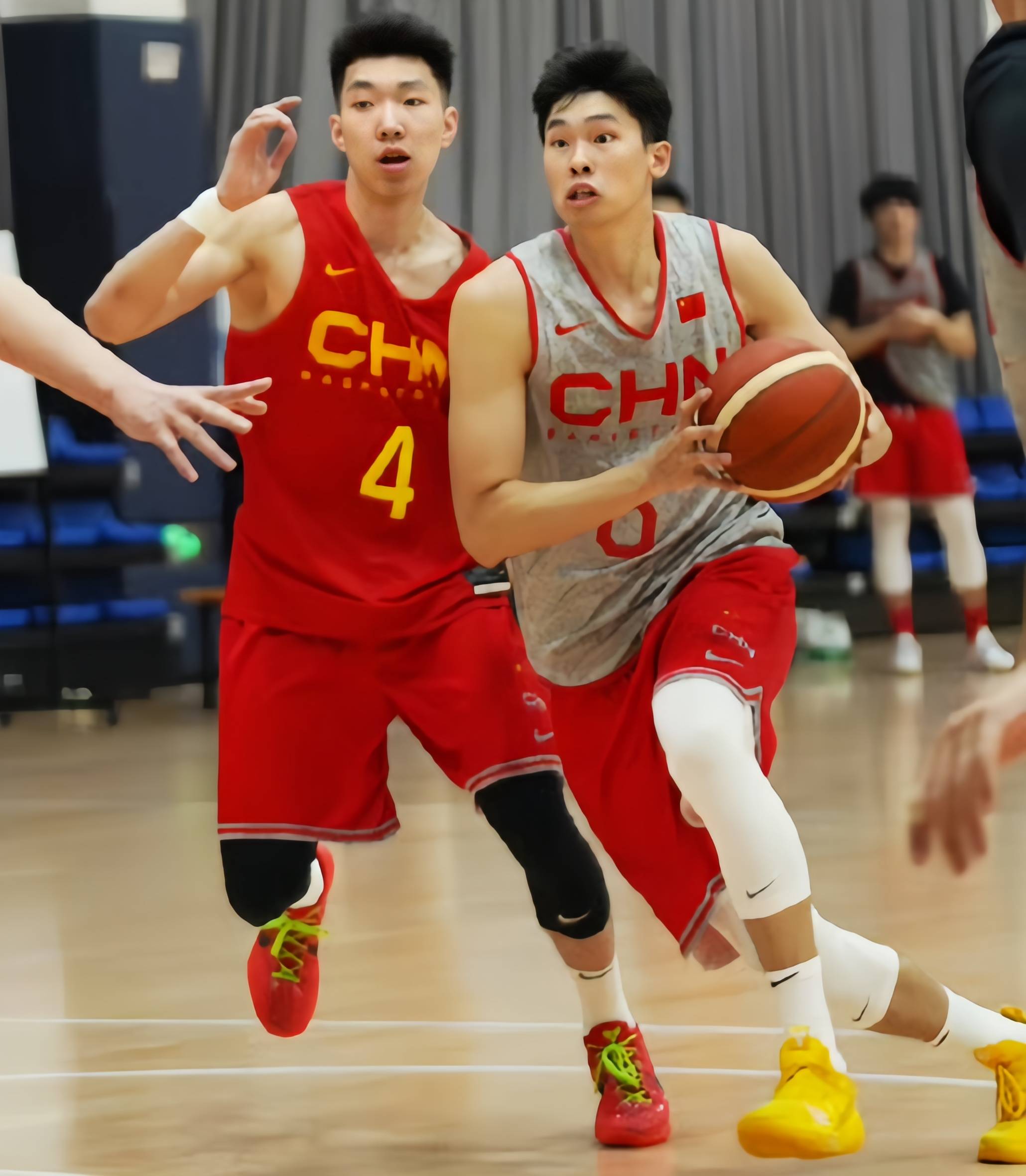 爱游戏体育：中国男篮历史上的经典防守战术回顾与分析：铁血防守，铸就辉煌的简单介绍