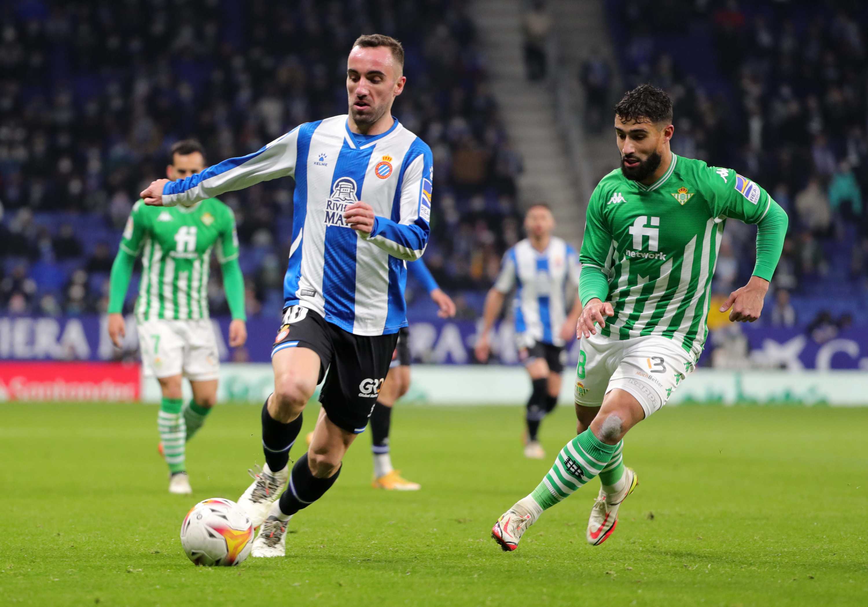 包含爱游戏体育:西甲的集团化改革：对于俱乐部的影响的词条